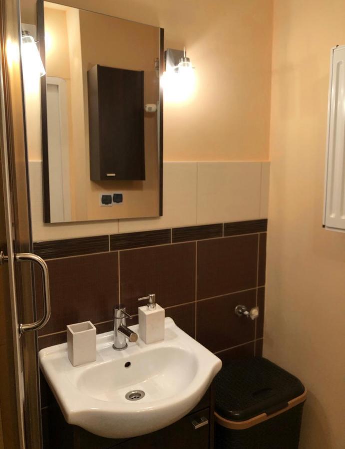 Viola Apartment